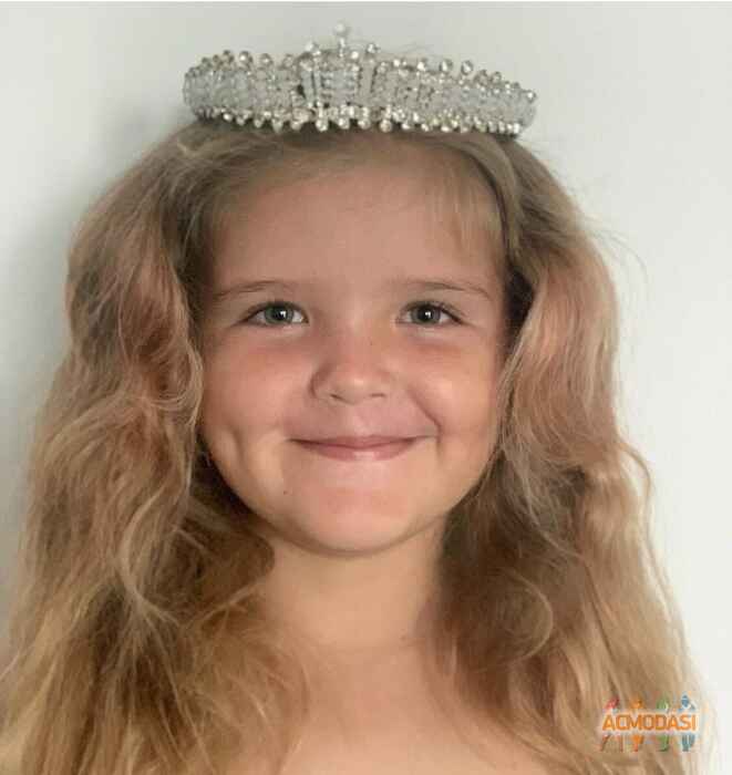 Изабелла   фото №1691583. Загружено 17 Марта 2021