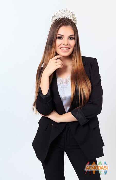 Каролина Мубаризовна Мамедова фото №1474000. Загружено 16 Июня 2019