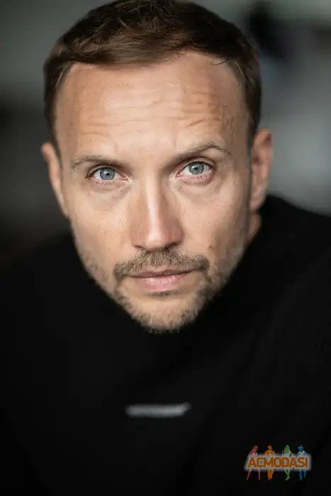 Oleg  Malsheff фото №1944276. Загружено 26 Декабря 2025