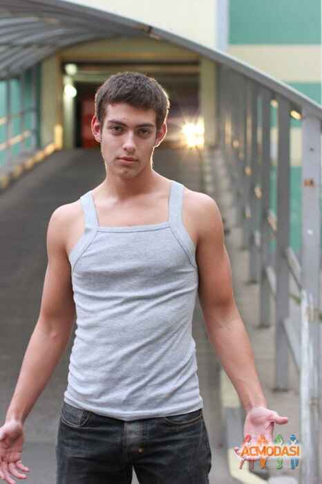 Антон Андреевич Глухов фото №569038. Загружено 12 Января 2014