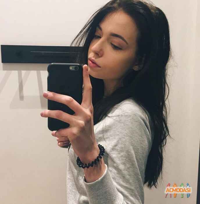 Ксения Владимировна Попова фото №1487765. Загружено 18 Июля 2019