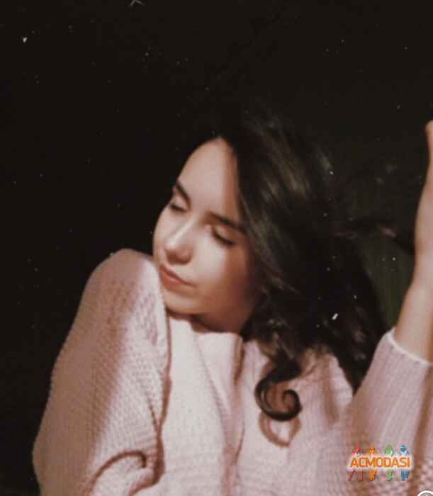 Алина Денисовна Зуева фото №1496915. Загружено 07 Августа 2019