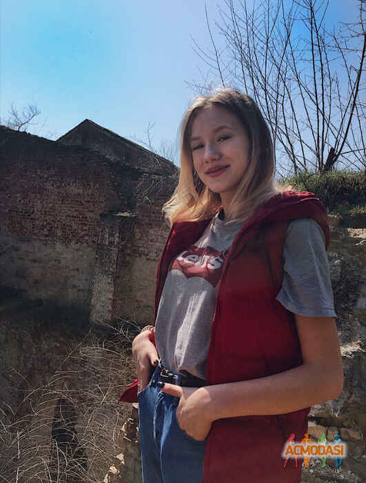 Виктория Анатольевна Карлашова фото №1314905. Загружено 26 Апреля 2018