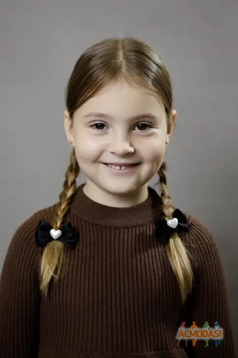 Милана  Девятова фото №1939444. Загружено 24 Октября 2025