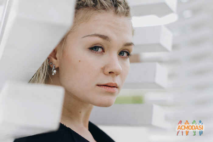 Ангелина Вадимовна Коломыцева фото №1377735. Загружено 01 Октября 2018