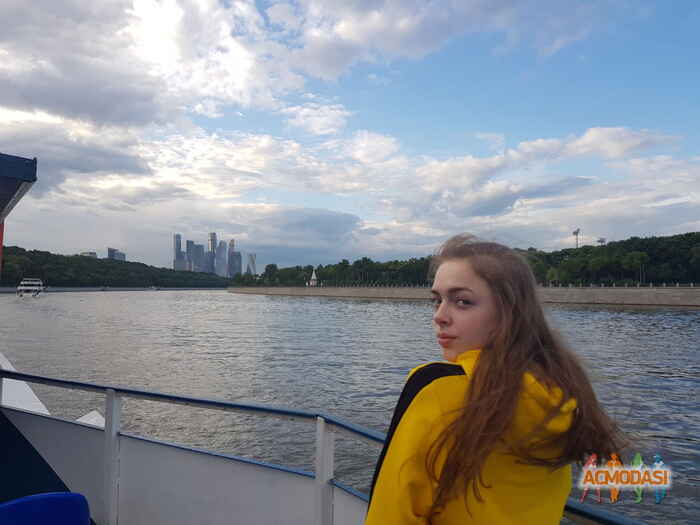 Ульяна Сергеевна Меринова фото №1348970. Загружено 23 Июля 2018