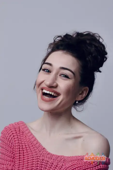 Полина  Исаева фото №1950183. Загружено 06 Апреля 2026