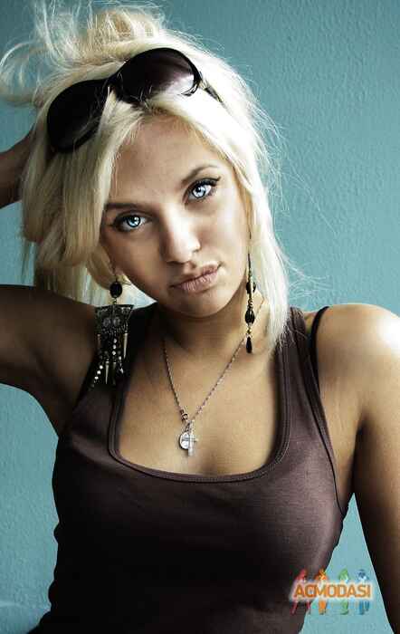 Анастасия Олеговна Петрова фото №218692. Загружено 01 Июля 2012