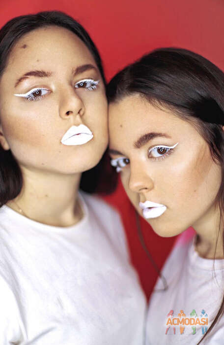 Дарья и Екатерина   фото №1859771. Загружено 03 Июля 2023