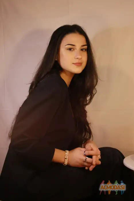 Наиля  Махмудова фото №1946700. Загружено 04 Февраля 2026