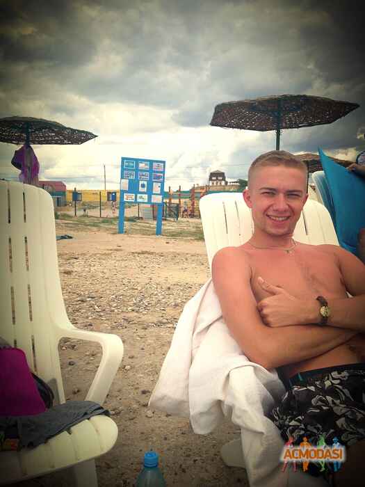 Никита Эдуардович Лисицкий фото №911501. Загружено 25 Августа 2015