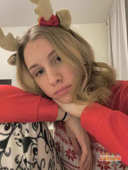 Полина  Малюжонок фото №1699322. Загружено 12 Апреля 2021