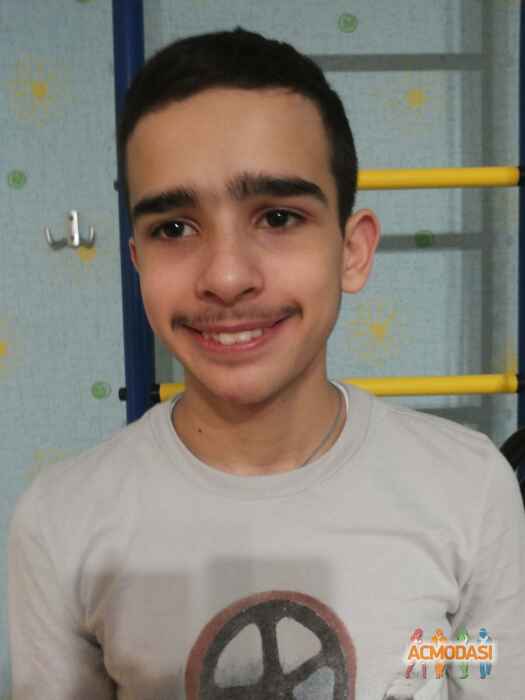 Владимир Усикович Смирнов фото №1006355. Загружено 06 Марта 2016