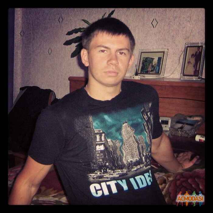 Максим Сергеевич Смирнов фото №534019. Загружено 16 Ноября 2013