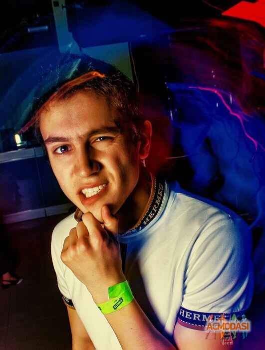 Леша  Алексеев фото №722938. Загружено 02 Сентября 2014