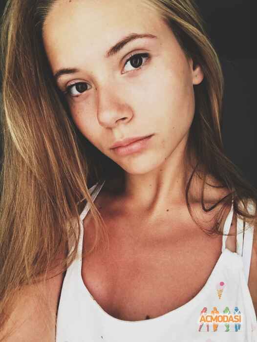 Ксения Владиславовна Чернышова фото №1235125. Загружено 06 Октября 2017