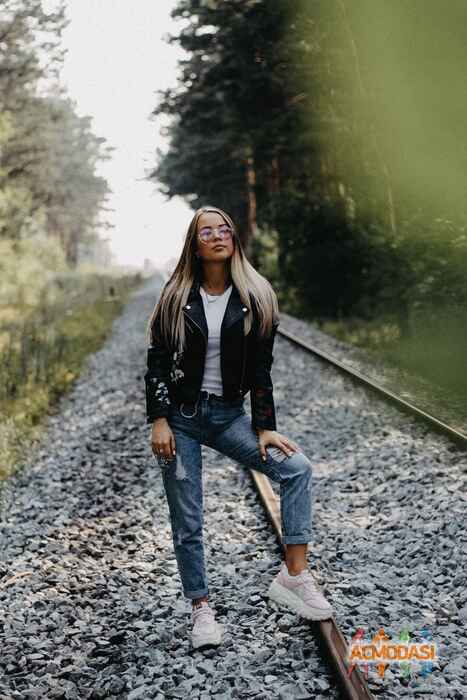 Ксения Олеговна Азаревич фото №1498337. Загружено 11 Августа 2019