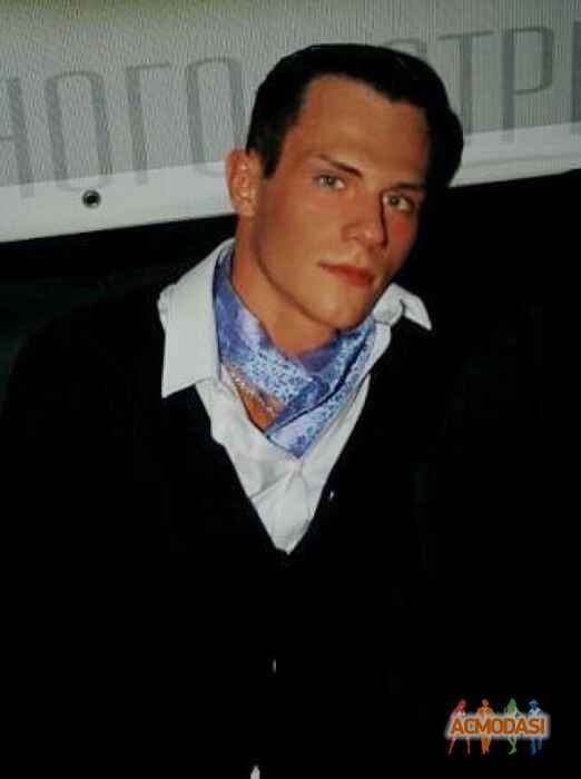 Roberto Garcia Vazquez фото №179503. Загружено 06 Апреля 2012