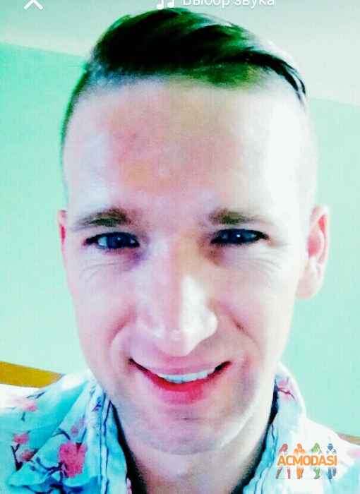 Яша  Володин фото №1410345. Загружено 10 Января 2019