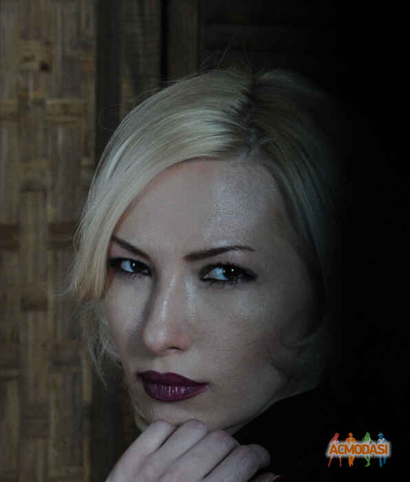 Юлия Сергеевна Самойлова фото №580903. Загружено 26 Января 2014