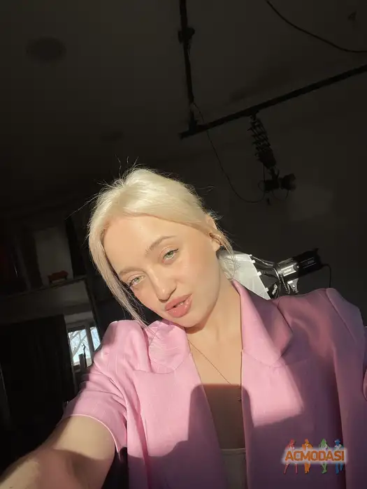 Даяна  Главацкая фото №1941355. Загружено 12 Ноября 2025