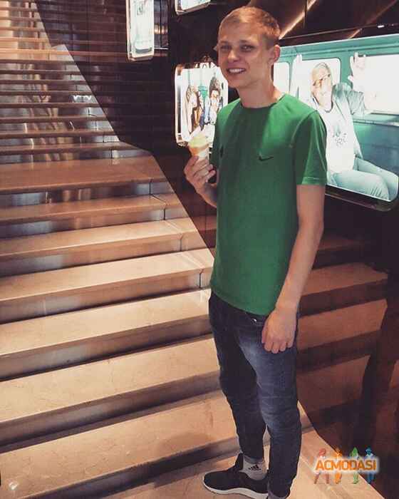 Илья  Шишикин фото №1126967. Загружено 23 Декабря 2016