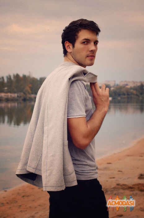 Владимир Валерьевич Барна фото №271966. Загружено 15 Октября 2012