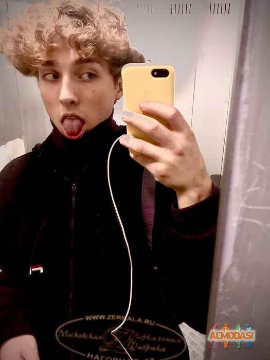 Артём Аркадьевич Пчелинцев фото №1523733. Загружено 10 Октября 2019