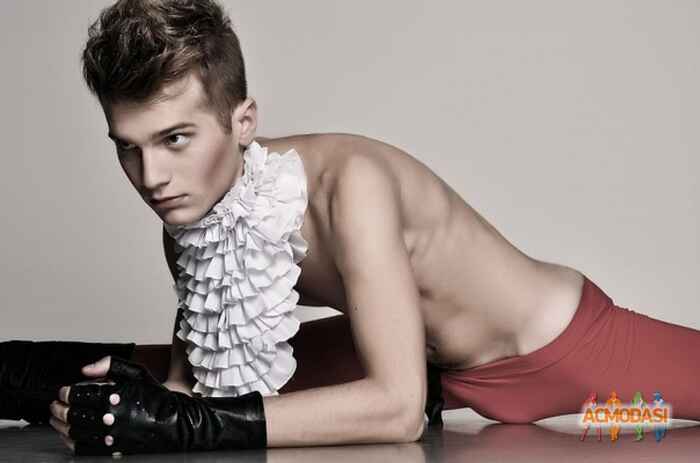 Илья Юрьевич Коваль фото №208602. Загружено 05 Июня 2012