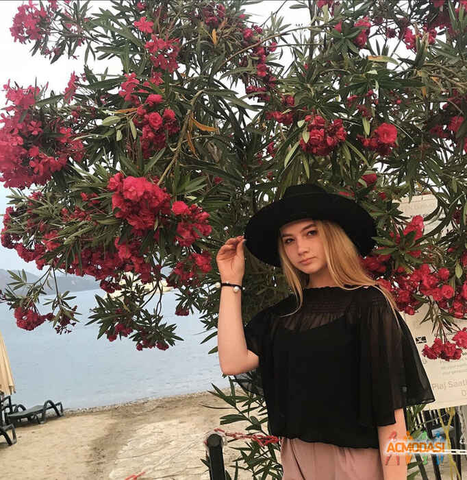 Арина Алексеевна Мерзлякова фото №1576866. Загружено 27 Февраля 2020