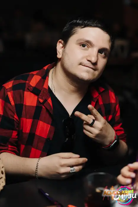 Сет  Минасян фото №1938184. Загружено 07 Октября 2025