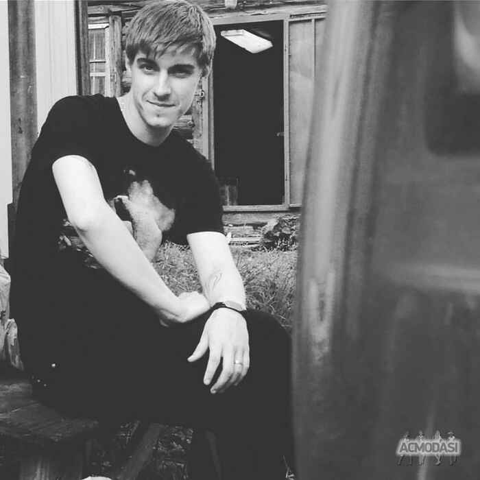 Владимир Олегович Кленов фото №1149118. Загружено 20 Февраля 2017