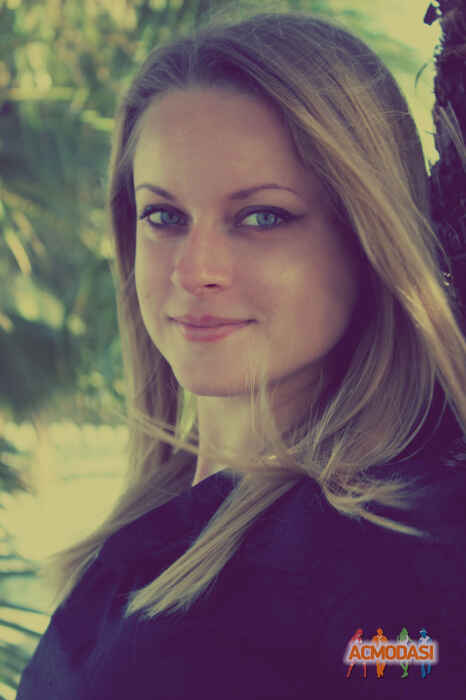 Юлия Игорева Цыбрий фото №621356. Загружено 24 Марта 2014