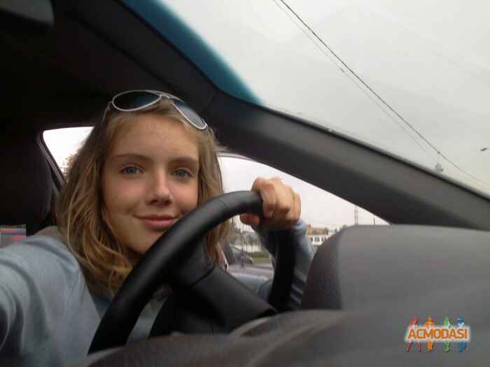 Оксана  Даниловна фото №568418. Загружено 11 Января 2014