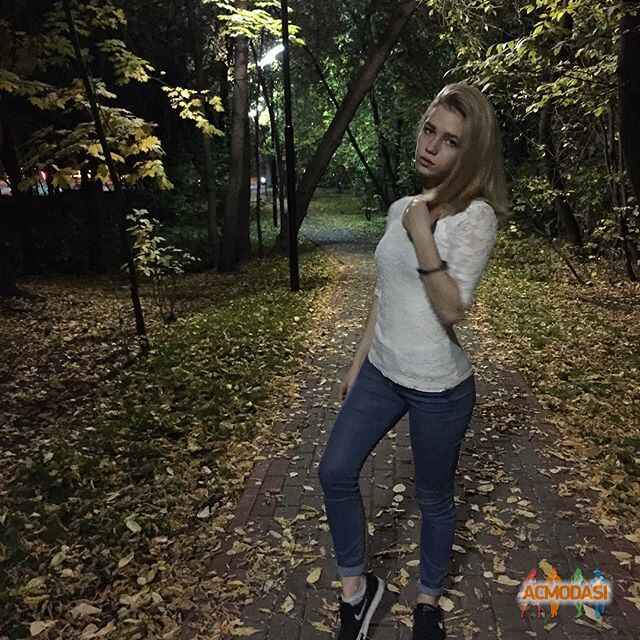 Алёна   фото №1296855. Загружено 08 Марта 2018