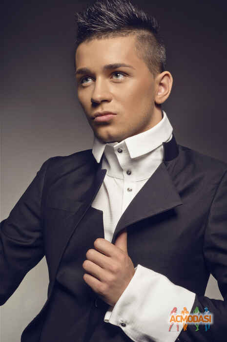 Олег  Романович фото №146107. Загружено 09 Февраля 2012