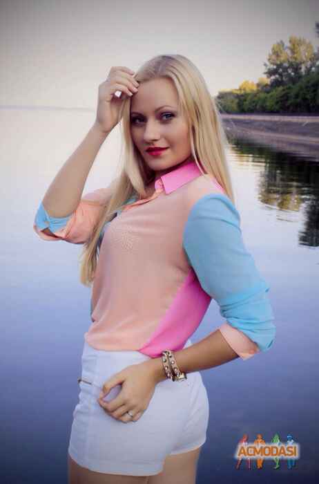 Юлія  Кінзерська фото №791027. Загружено 17 Декабря 2014