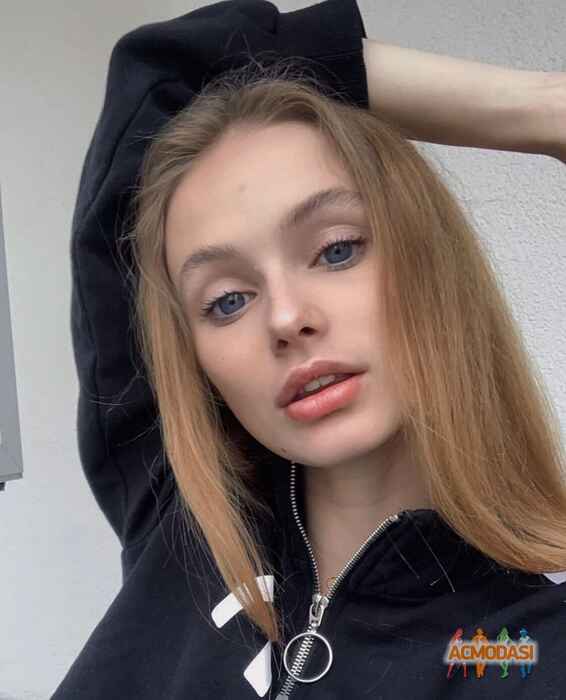 Лера Вячеславовна Хуснутдинова фото №1608276. Загружено 10 Июня 2020