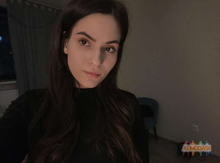 Алина (Аля) Викторовна Артёменко фото №1817053. Загружено 30 Августа 2022