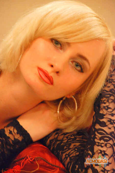 Виктория Юрьевна Мирошниченко фото №589771. Загружено 05 Февраля 2014