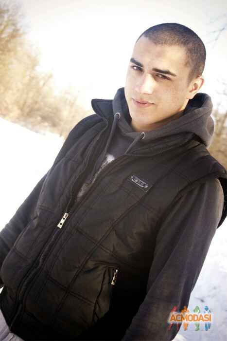 Саша  Тимченко фото №490972. Загружено 13 Сентября 2013