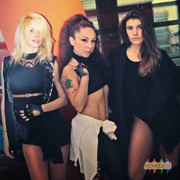 Группа МелиSSа  Вокально-танцевальная шоу группа фото №1001531. Загружено 24 Февраля 2016