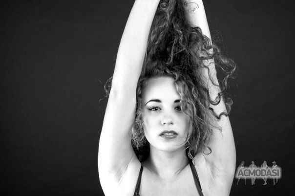 Яна Витальевна Дихныч фото №665483. Загружено 07 Июня 2014