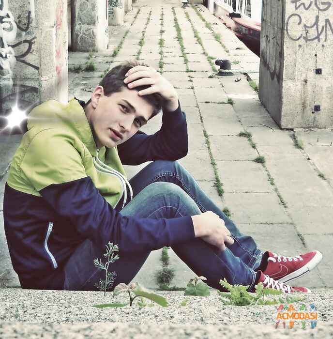 Женя Александрович Кажа фото №200344. Загружено 19 Мая 2012