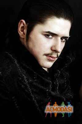 Максим Владимирович Титов фото №823197. Загружено 16 Февраля 2015