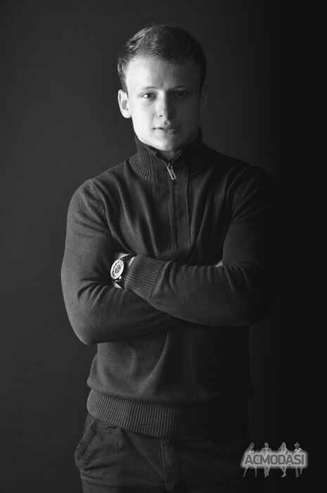 Роман Александрович Гаутьер фото №552146. Загружено 14 Декабря 2013