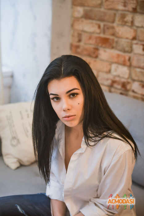 Полина Андреевна Сидельникова фото №1577810. Загружено 29 Февраля 2020