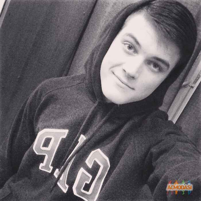 Иван Сергеевич Лаврёнов фото №898391. Загружено 02 Августа 2015