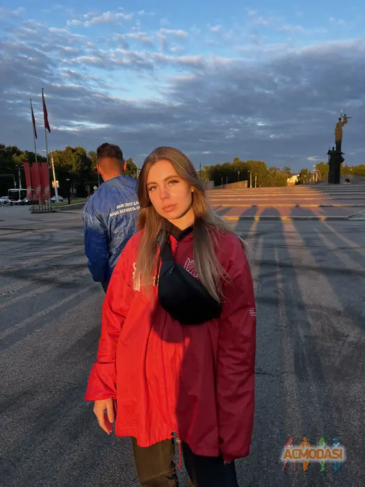 Полина  Кольчугина фото №1865863. Загружено 30 Августа 2023