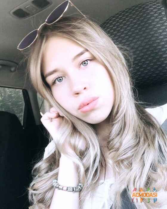 Алина Александровна Орлова фото №1488169. Загружено 19 Июля 2019